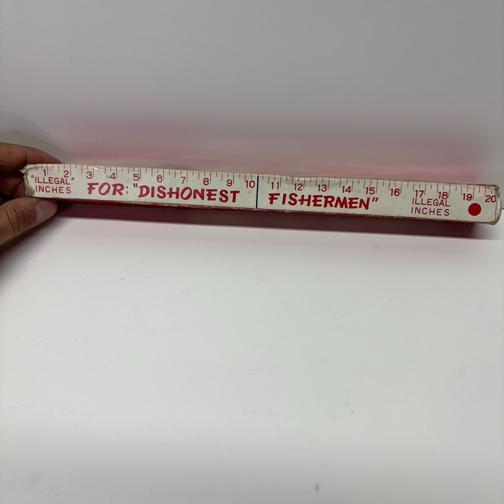 VTG Floating Fish Knife Honest/Dishonest Fisherman Ruler Illegal Inches .‎